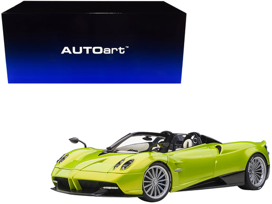 Pagani Huayra Roadster Verde Firenze Green Metallic and Carbon with Luggage Set 1/18 Model Car by Autoart