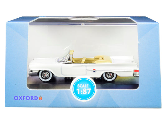 1961 Chrysler 300 Convertible Alaskan White 1/87 (HO) Scale Diecast Model Car by Oxford Diecast