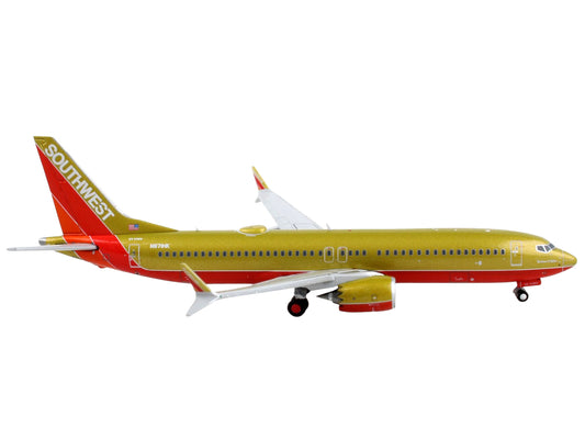 Boeing 737 MAX 8 Commercial Aircraft "Southwest Airlines" Gold with Red Stripes 1/400 Diecast Model Airplane by GeminiJets