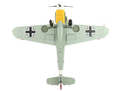 Messerschmitt BF 109F/G Fighter Aircraft "Star of Africa Lt. Hans-Joachim Marseille Libya" (1942) German Luftwaffe "Air Power Series" 1/48 Diecast Model by Hobby Master